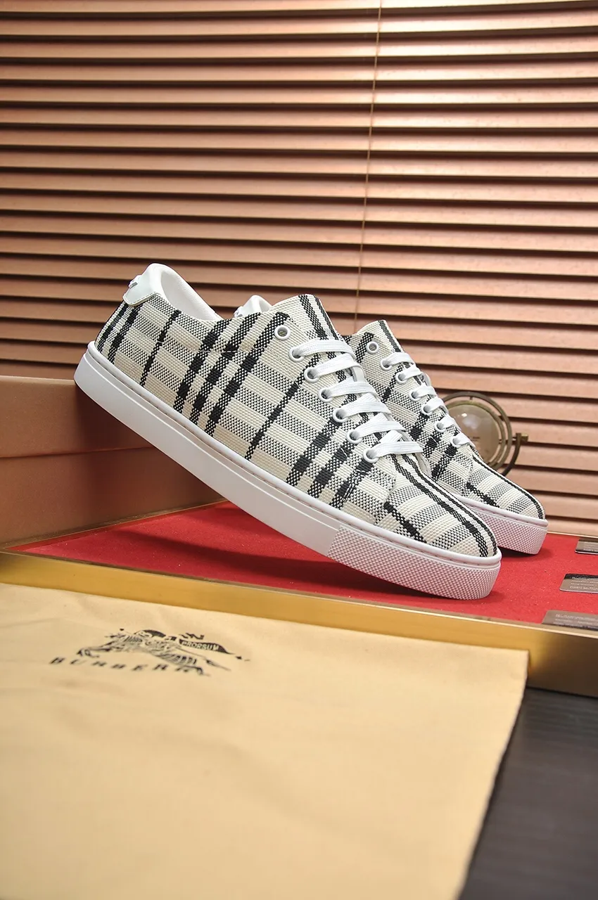 Men's shoes💰480💶[Burberry] (cowhide lining) classic low-top sneakers｜Imported cowhide with classic plaid fabric｜Cow leather lining｜Original outsole｜Fine workmanship and comfortable to wear Size: 38-44 (customized at 45)